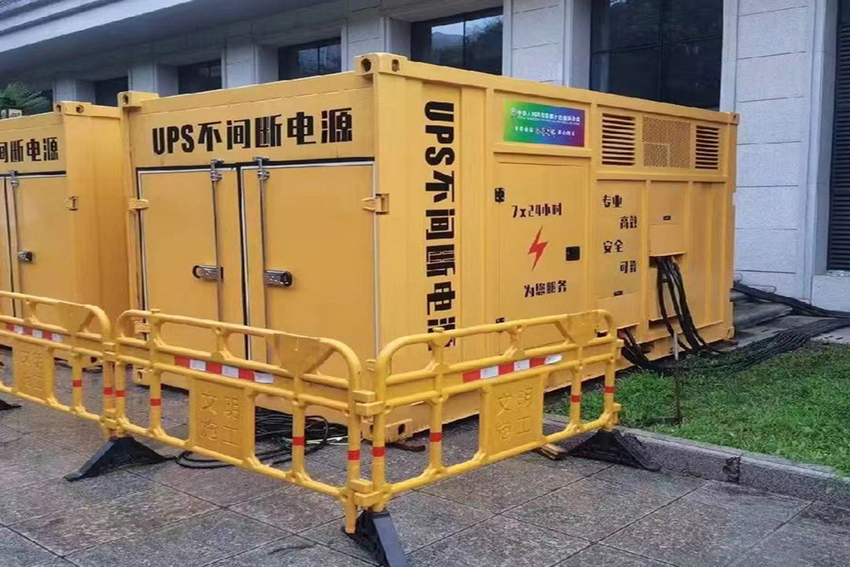 环翠发电机租赁施工现场